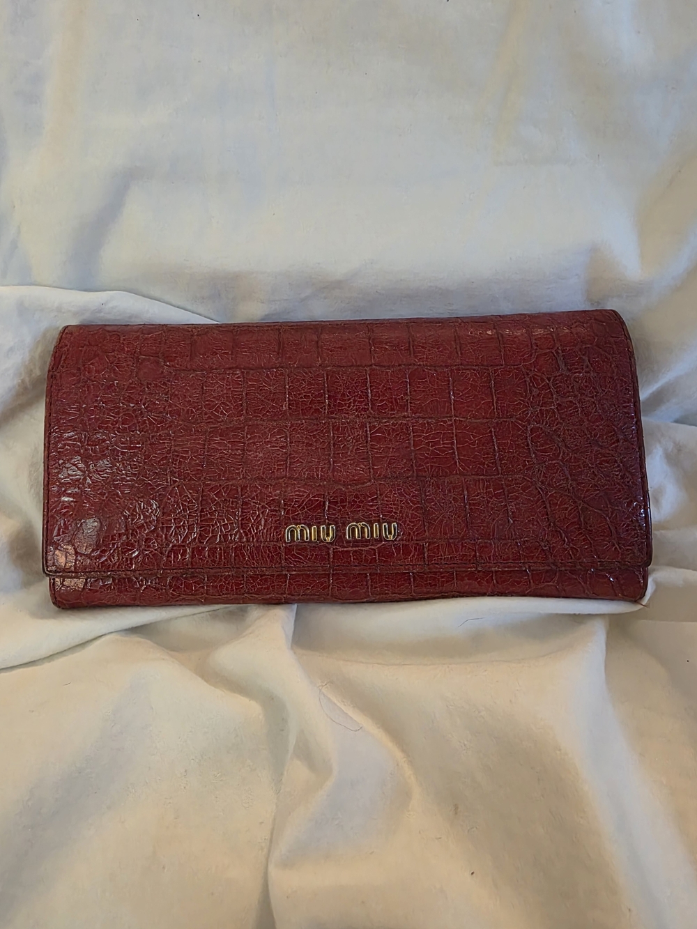 Miu Miu Burgundy Croc-Embossed Leather Wallet with Gold Logo